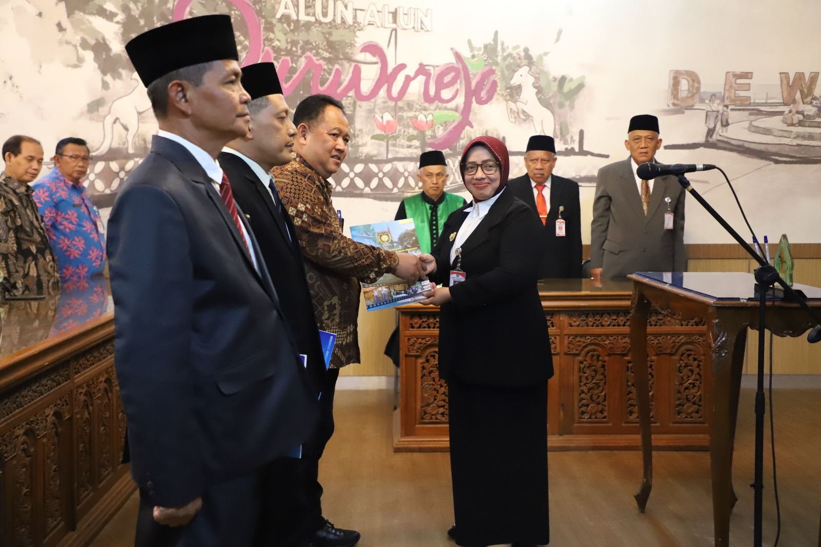 Tingkatkan Kinerja Birokrasi, Bupati Purworejo Rotasi Tiga Kepala Perangkat Daerah