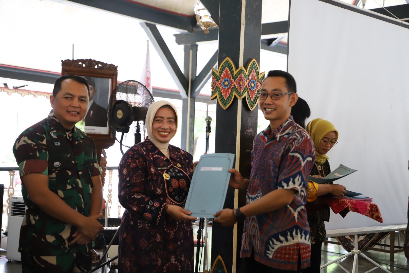 140 Pendonor Darah Sukarela PMI Kabupaten Purworejo Terima Penghargaan atas Konsistensinya Berdonor Darah