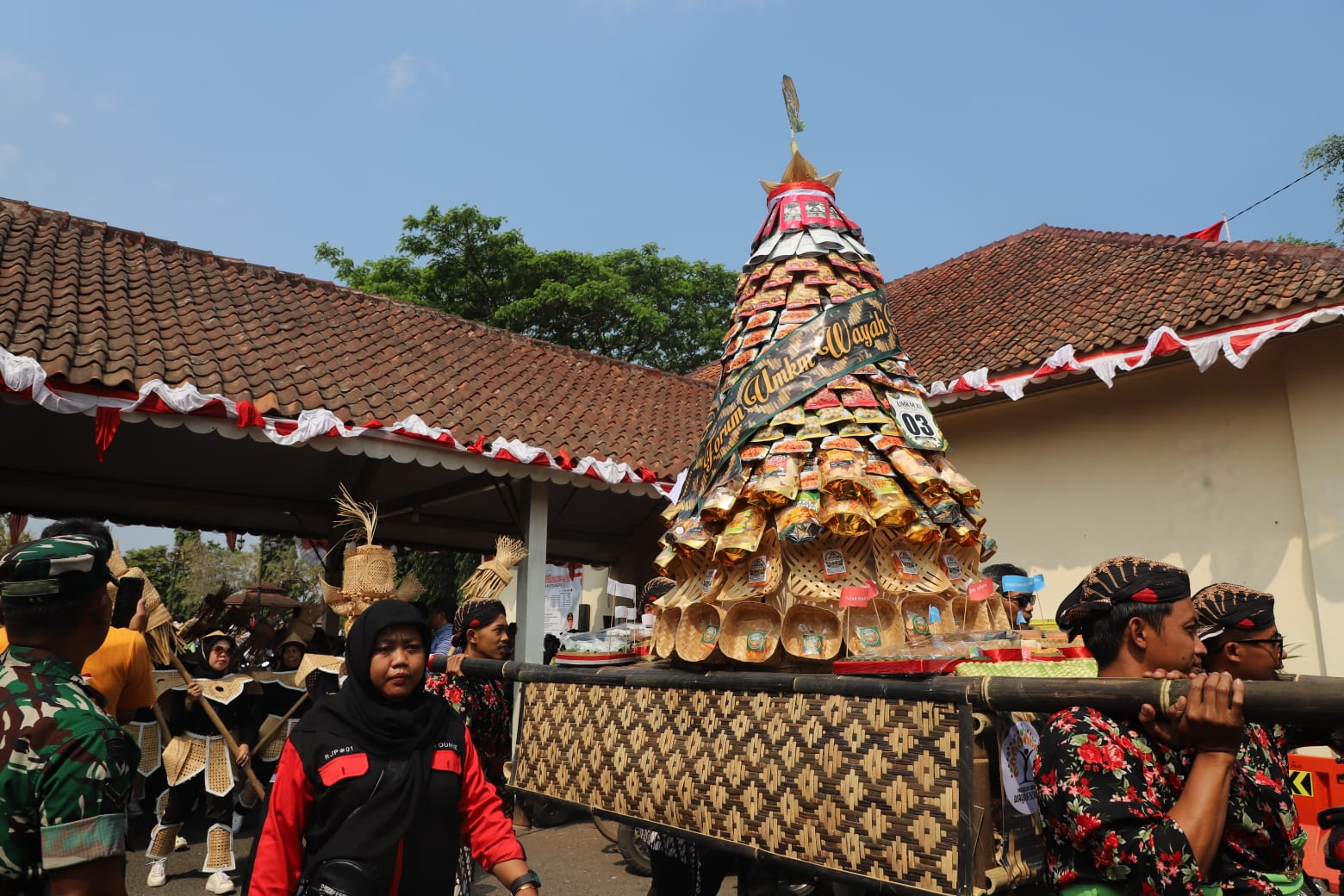 Puncak Harnas UMKM 2026 Berlangsung Meriah, Wabup Dion Dorong Masyarakat Beli Produk Lokal Daerah