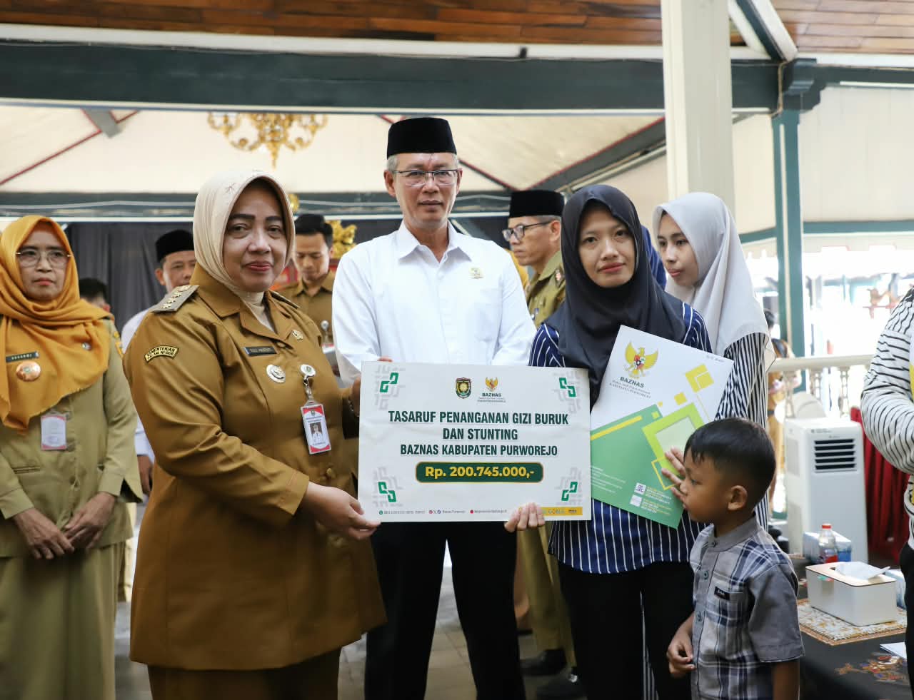 Dorong Kesejahteraan Masyarakat dalam Berbagai Sektor, Baznas Purworejo Salurkan Dana ZIS